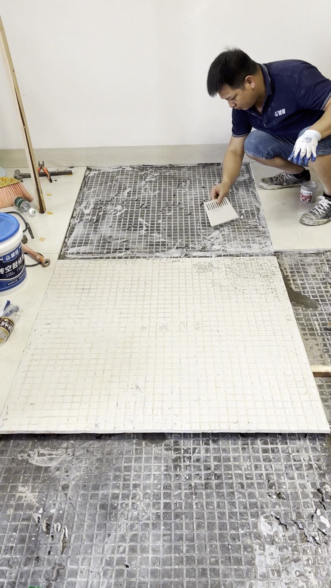 墙砖空鼓装修公司有责任吗(贴砖空鼓是装修公司的责任吗) 墙砖空鼓装修公司有责任吗(贴砖空鼓是装修公司的责任吗)